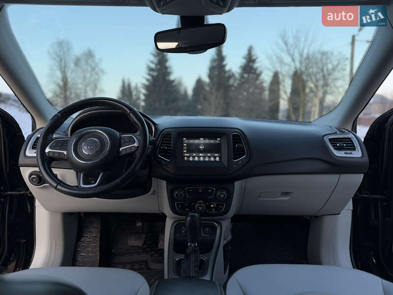 Внедорожник / Кроссовер Jeep Compass 2019 в Дубно