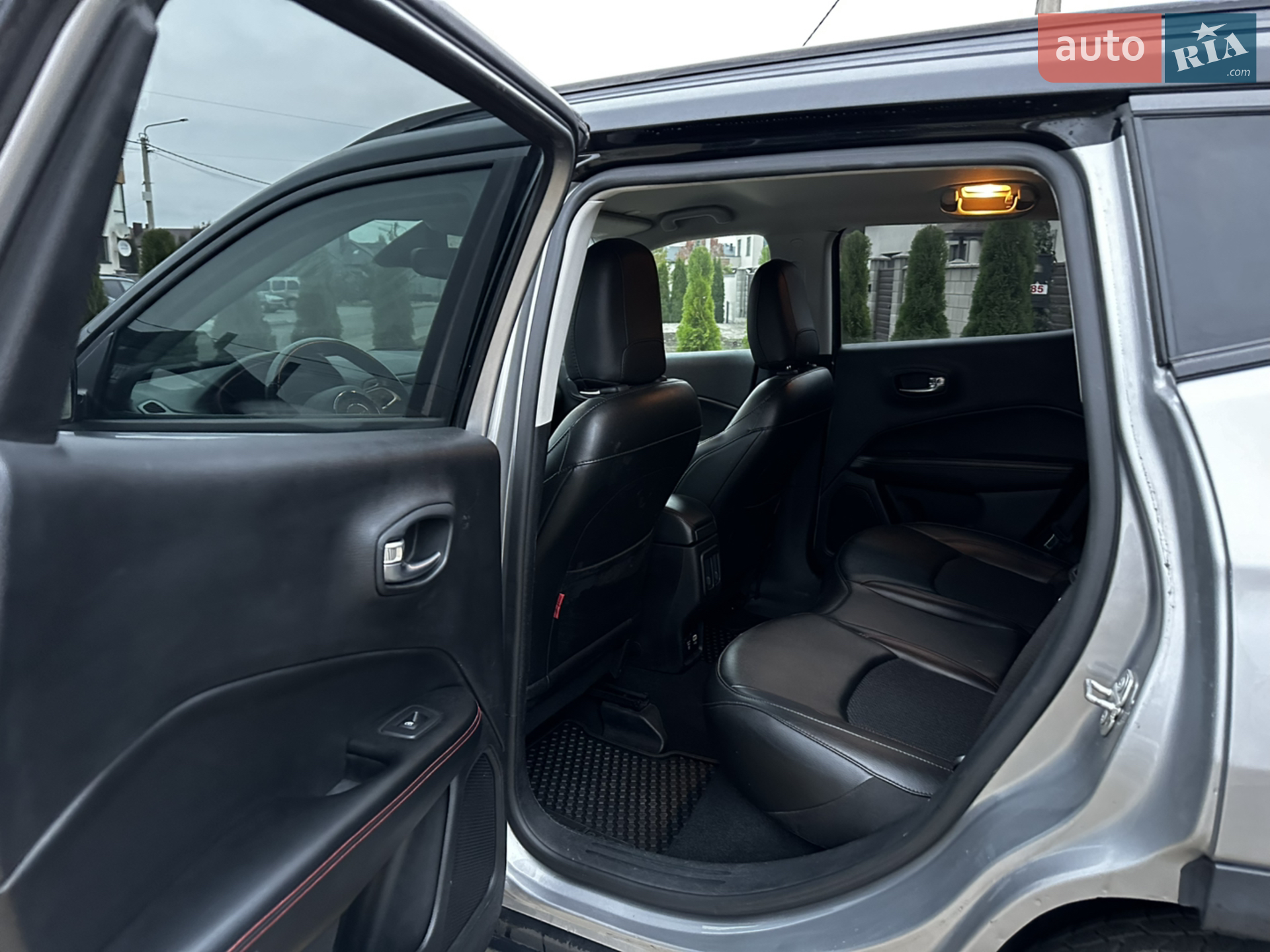 2019 Jeep Compass - мініатюра 38
