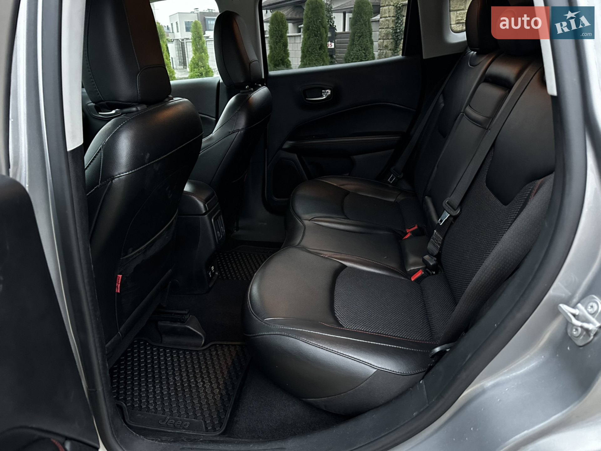 2019 Jeep Compass - мініатюра 39