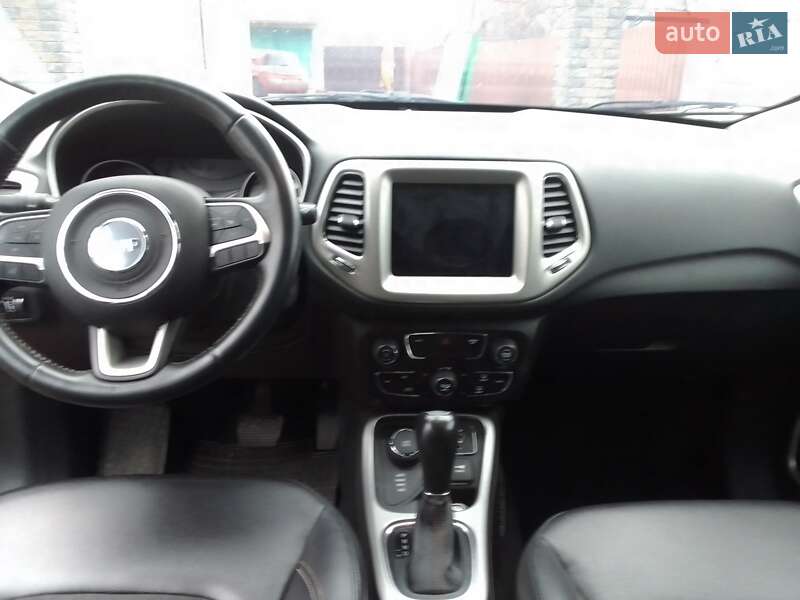 Внедорожник / Кроссовер Jeep Compass 2017 в Черкассах