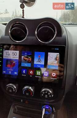 Внедорожник / Кроссовер Jeep Compass 2014 в 