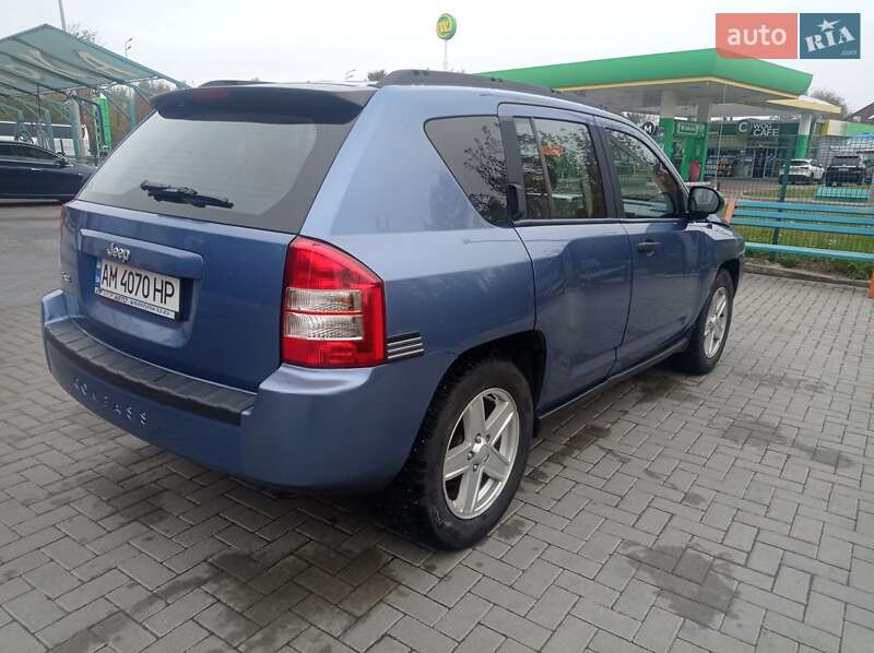 Внедорожник / Кроссовер Jeep Compass 2006 в Житомире