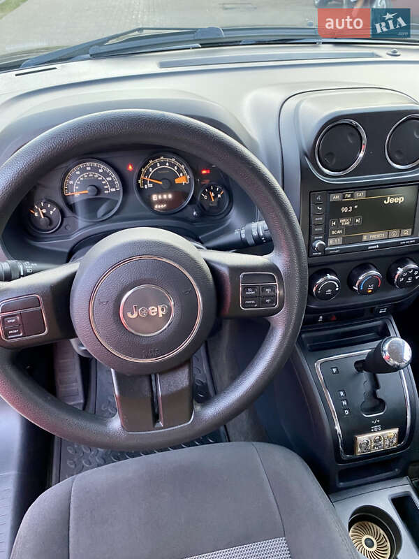 Внедорожник / Кроссовер Jeep Compass 2015 в Киеве