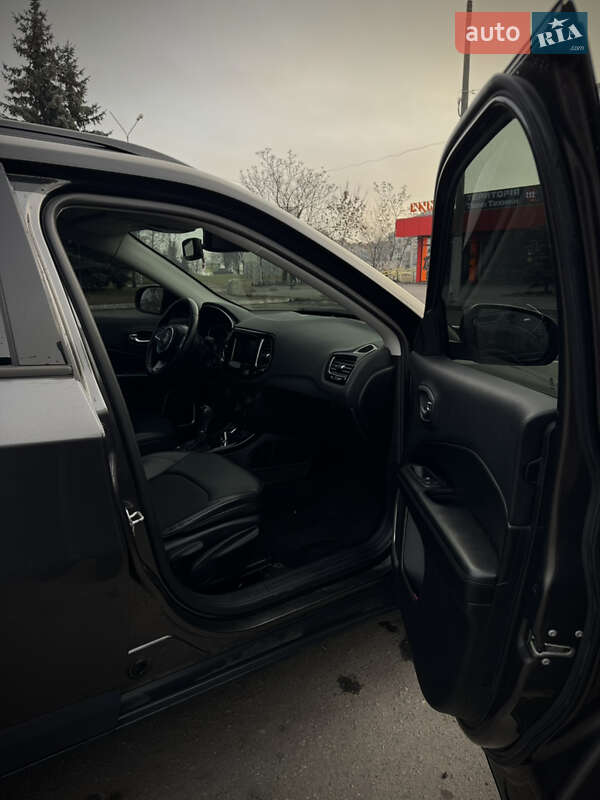 Позашляховик / Кросовер Jeep Compass 2018 в Тернівці фото 14 Позашляховик / Кросовер Jeep Compass 2018 в Тернівці