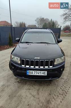 Внедорожник / Кроссовер Jeep Compass 2011 в Пятихатках