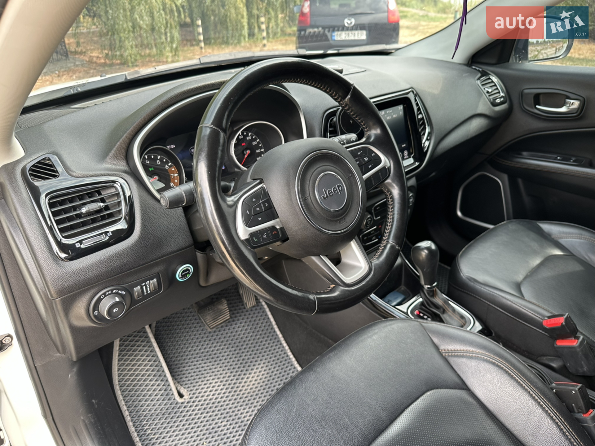 2020 Jeep Compass - мініатюра 3