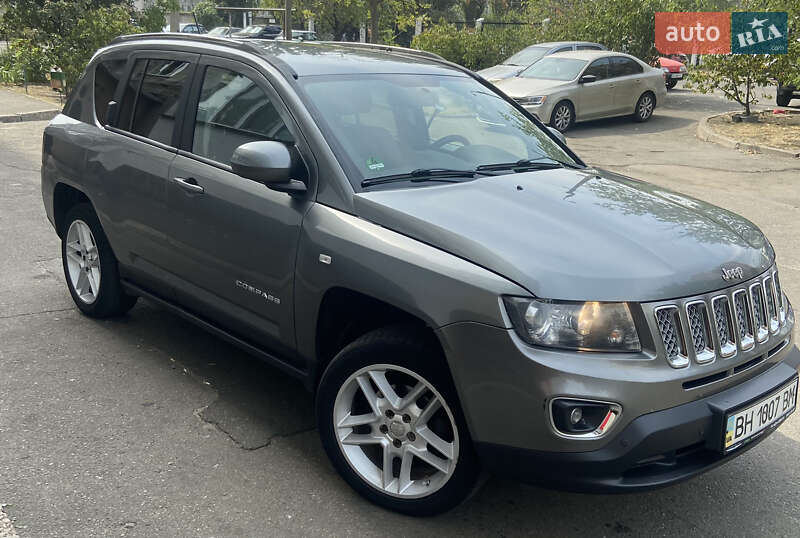 Позашляховик / Кросовер Jeep Compass 2013 в Києві