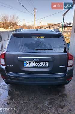 Внедорожник / Кроссовер Jeep Compass 2016 в Каменском