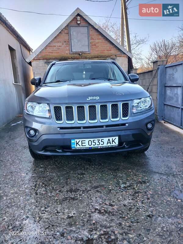 Внедорожник / Кроссовер Jeep Compass 2016 в Каменском
