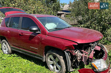 Позашляховик / Кросовер Jeep Compass 2012 в 