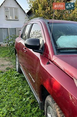 Позашляховик / Кросовер Jeep Compass 2012 в 