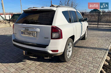 Внедорожник / Кроссовер Jeep Compass 2016 в 