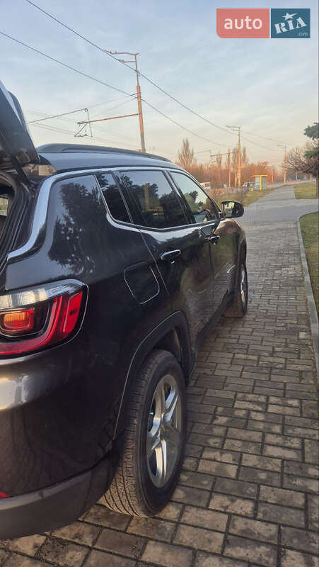 Позашляховик / Кросовер Jeep Compass 2023 в Дніпрі