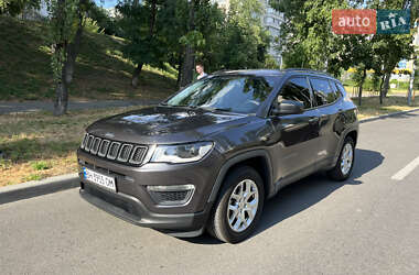 Позашляховик / Кросовер Jeep Compass 2017 в Києві