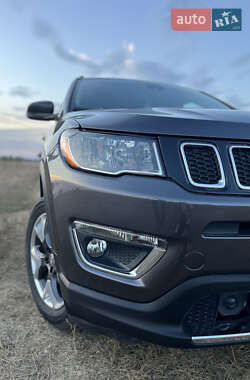 Внедорожник / Кроссовер Jeep Compass 2020 в 