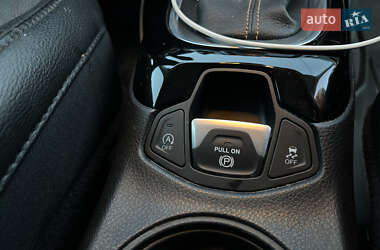 Внедорожник / Кроссовер Jeep Compass 2020 в 