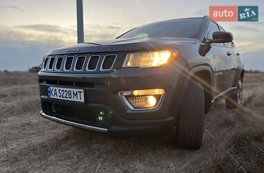 Внедорожник / Кроссовер Jeep Compass 2020 в 