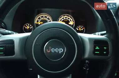 Позашляховик / Кросовер Jeep Compass 2015 в Києві