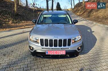 Внедорожник / Кроссовер Jeep Compass 2015 в Судовой Вишне