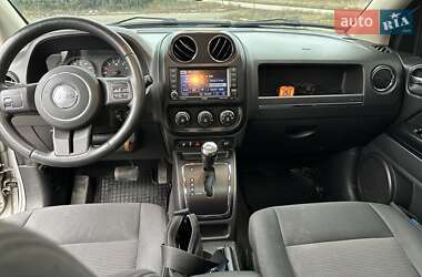 Внедорожник / Кроссовер Jeep Compass 2012 в Днепре