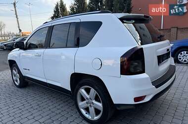 Внедорожник / Кроссовер Jeep Compass 2012 в 
