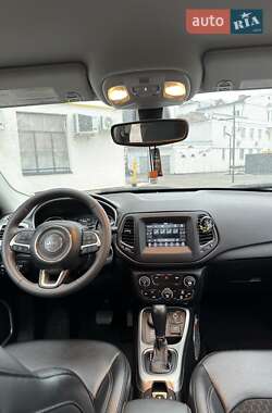 Внедорожник / Кроссовер Jeep Compass 2020 в 