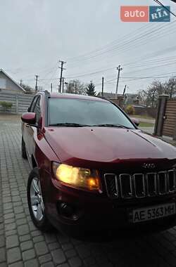 Внедорожник / Кроссовер Jeep Compass 2014 в 