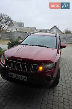 Внедорожник / Кроссовер Jeep Compass 2014 в 