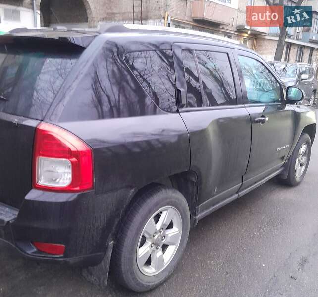 Внедорожник / Кроссовер Jeep Compass 2012 в Киеве фото 4 Внедорожник / Кроссовер Jeep Compass 2012 в Киеве