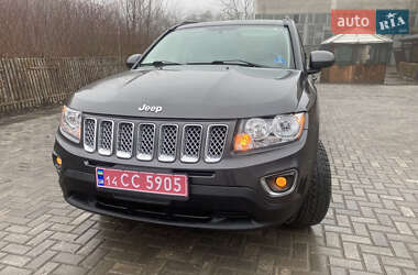 Внедорожник / Кроссовер Jeep Compass 2016 в Киеве