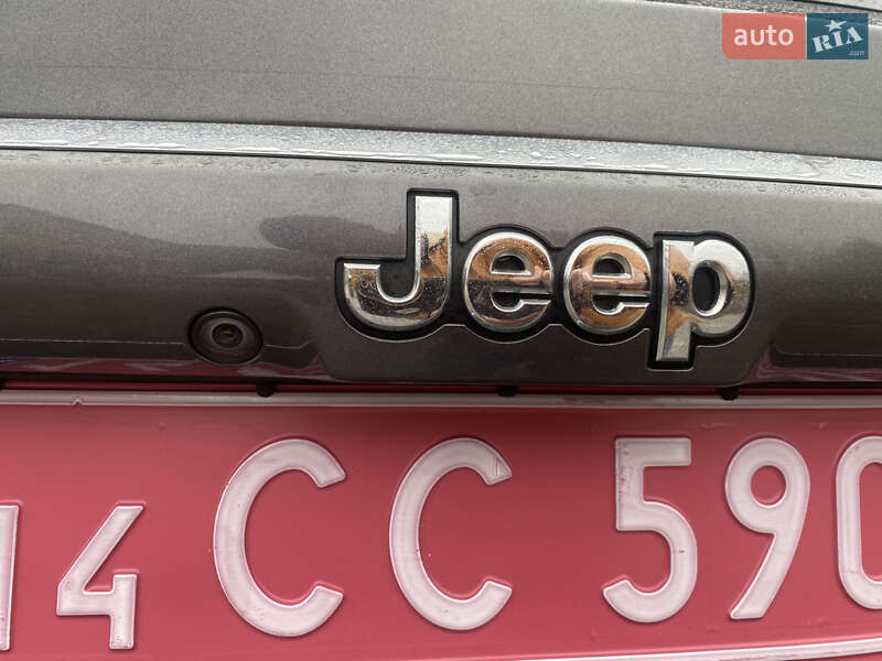 Внедорожник / Кроссовер Jeep Compass 2016 в Киеве