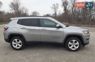 Внедорожник / Кроссовер Jeep Compass 2019 в 