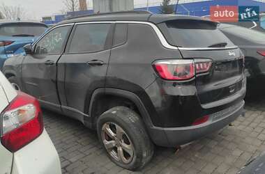 Внедорожник / Кроссовер Jeep Compass 2017 в 