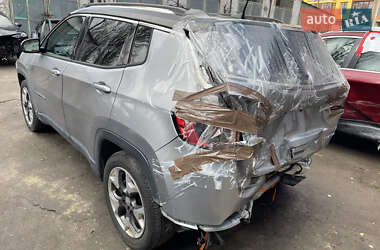 Внедорожник / Кроссовер Jeep Compass 2018 в 