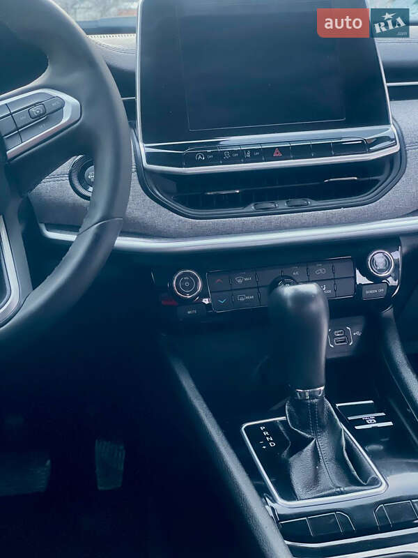 Внедорожник / Кроссовер Jeep Compass 2022 в Валках