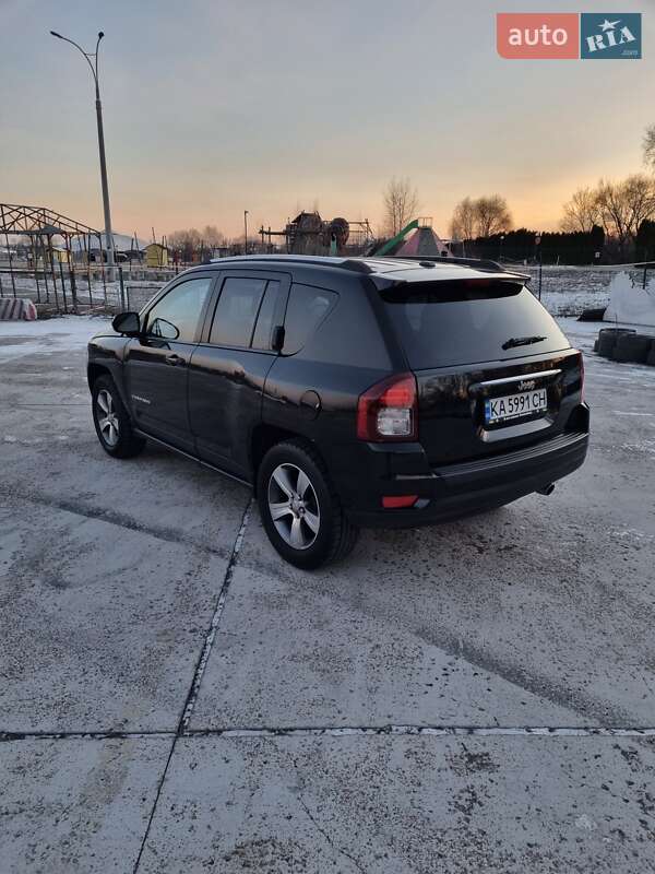 Позашляховик / Кросовер Jeep Compass 2016 в Києві