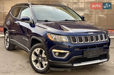 Внедорожник / Кроссовер Jeep Compass 2017 в Киеве