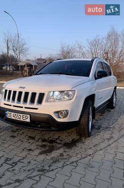 Внедорожник / Кроссовер Jeep Compass 2012 в Черновцах