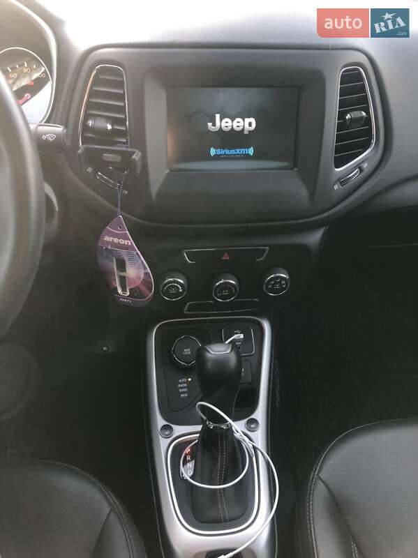 Внедорожник / Кроссовер Jeep Compass 2018 в Киеве