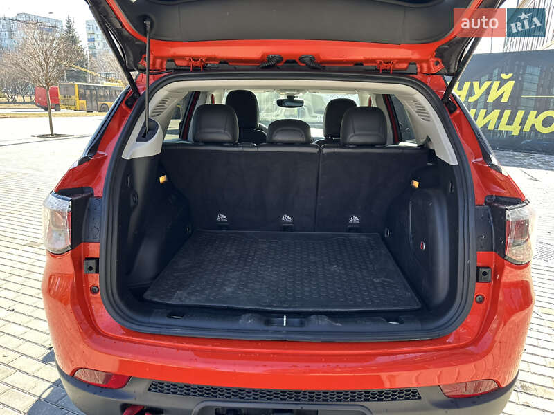 Позашляховик / Кросовер Jeep Compass 2017 в Полтаві