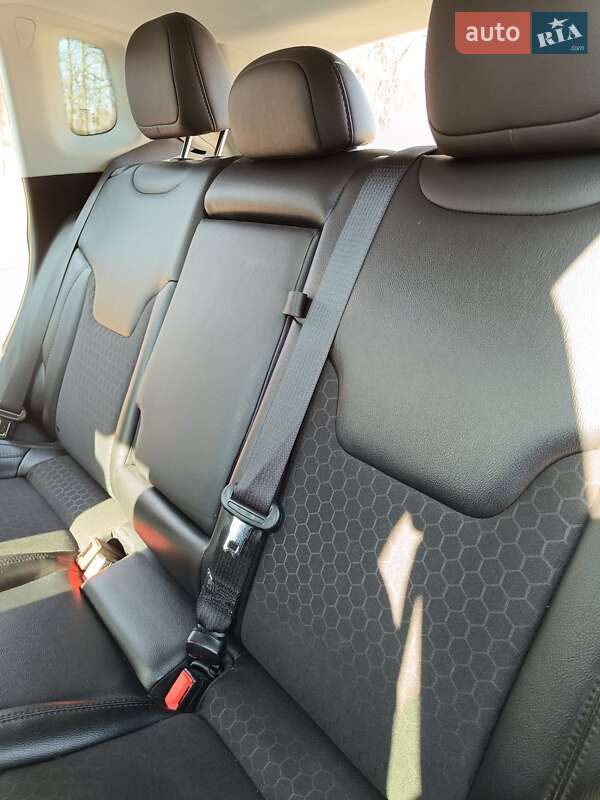 Внедорожник / Кроссовер Jeep Compass 2020 в Прилуках