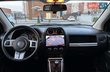 Внедорожник / Кроссовер Jeep Compass 2014 в 