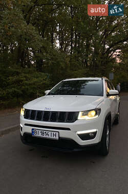 Внедорожник / Кроссовер Jeep Compass 2020 в 