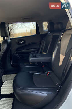 Внедорожник / Кроссовер Jeep Compass 2020 в 