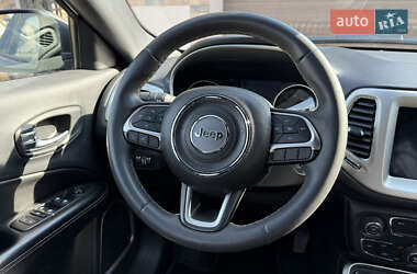 Внедорожник / Кроссовер Jeep Compass 2021 в 