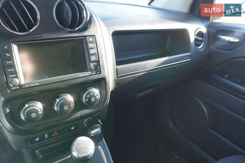 Внедорожник / Кроссовер Jeep Compass 2011 в Черновцах