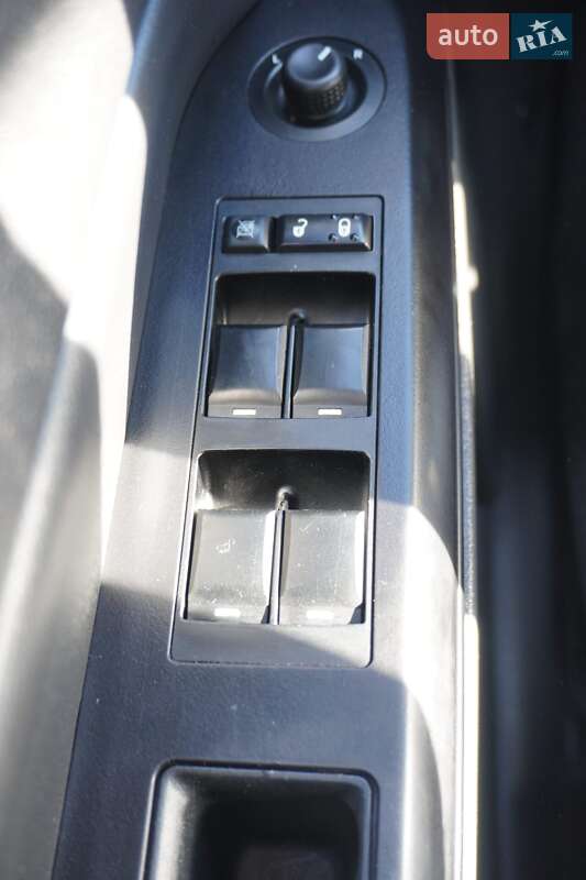 Внедорожник / Кроссовер Jeep Compass 2011 в Черновцах