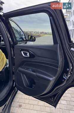 Внедорожник / Кроссовер Jeep Compass 2022 в 