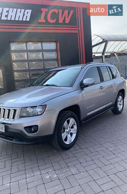 Внедорожник / Кроссовер Jeep Compass 2016 в 