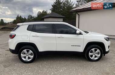 Внедорожник / Кроссовер Jeep Compass 2019 в 